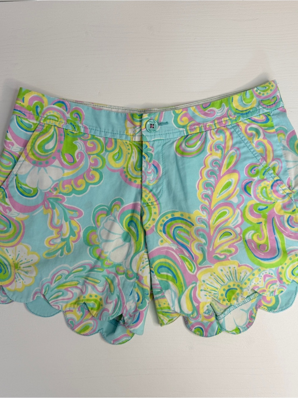 Lilly Pulitzer The Buttercup Short Aqua Paisley Scallop Hem